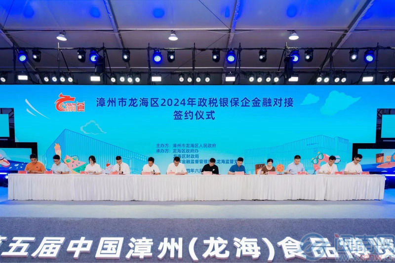 長(zhǎng)城人壽保險(xiǎn)總經(jīng)理王玉改：在低利率環(huán)境下浮動(dòng)利率類(lèi)產(chǎn)品更具優(yōu)勢(shì)