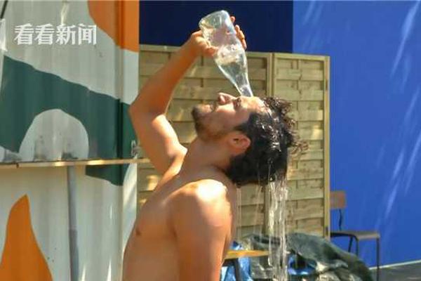 【181skins開(kāi)箱網(wǎng)】正月初四人員流動(dòng)量估計(jì)超3億人次 多地展開(kāi)除雪保暢作業(yè)看護(hù)民眾出行路