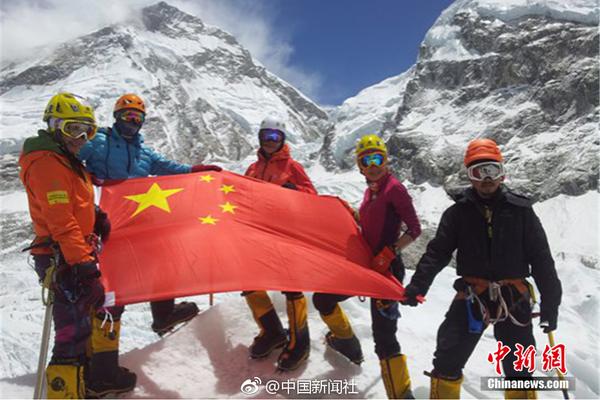 增強(qiáng)創(chuàng)新投入 鞏固“鏈主”地位浪潮集團(tuán)引領(lǐng)山東新一代信息技術(shù)產(chǎn)業(yè)穩(wěn)健發(fā)展