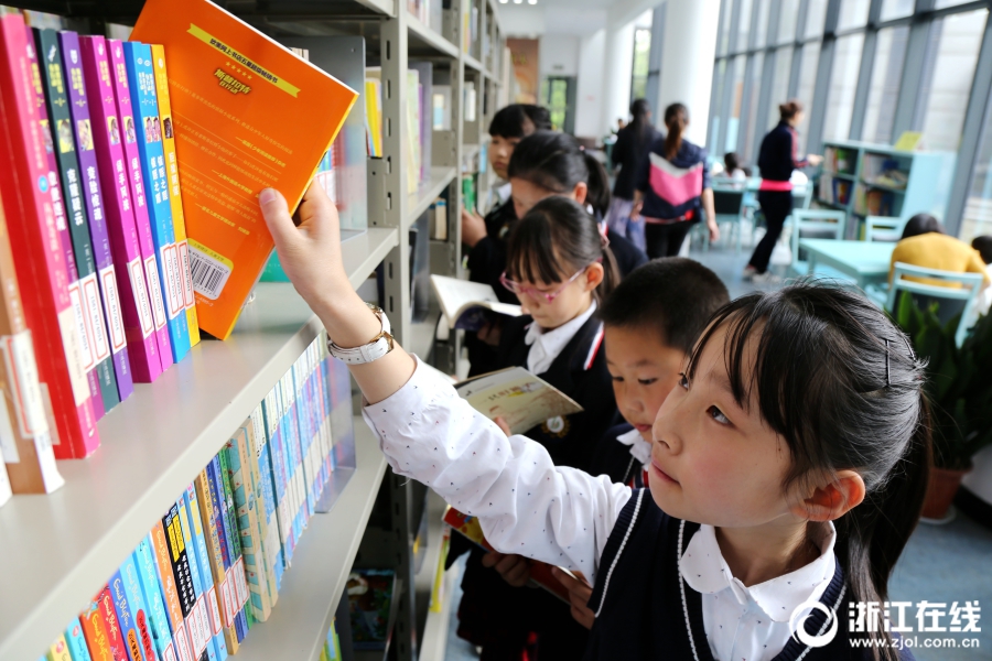 【反差吃瓜黑料事件】波羅的海干散貨指數(shù)跌3.04%