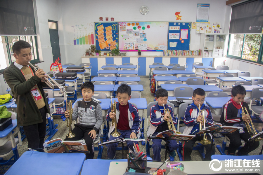 最高人民檢察院對(duì)珠海駕駛碰撞行人案件發(fā)表聲明：嚴(yán)格追究刑事責(zé)任