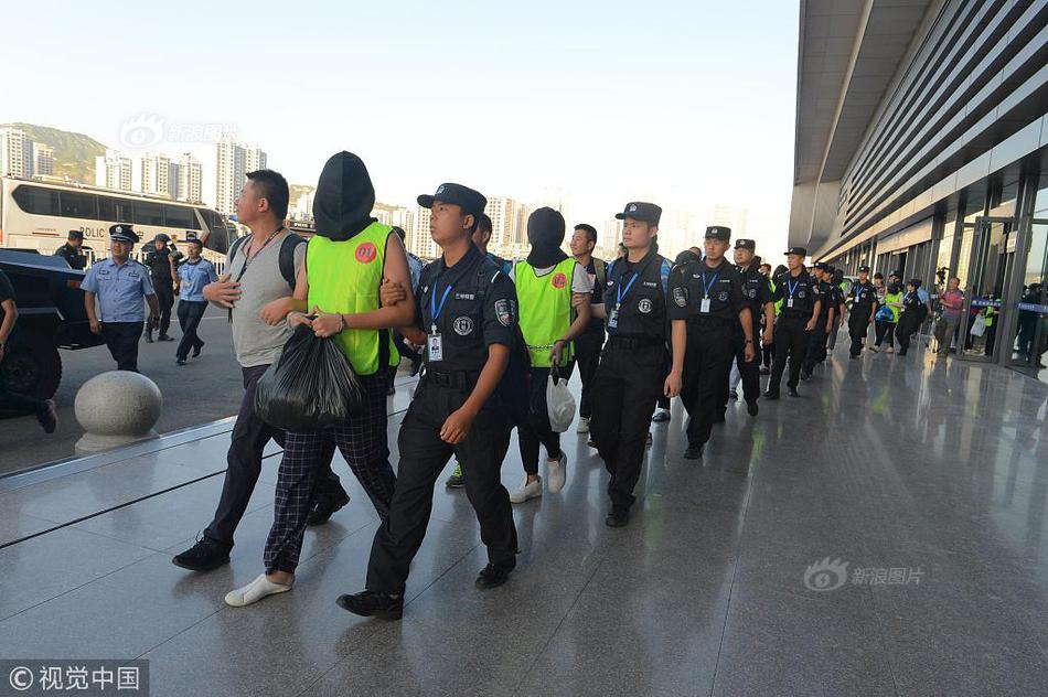 【吃瓜網(wǎng)51爆料yandex】荷蘭海牙一公寓樓發(fā)生爆炸 已致4人死亡